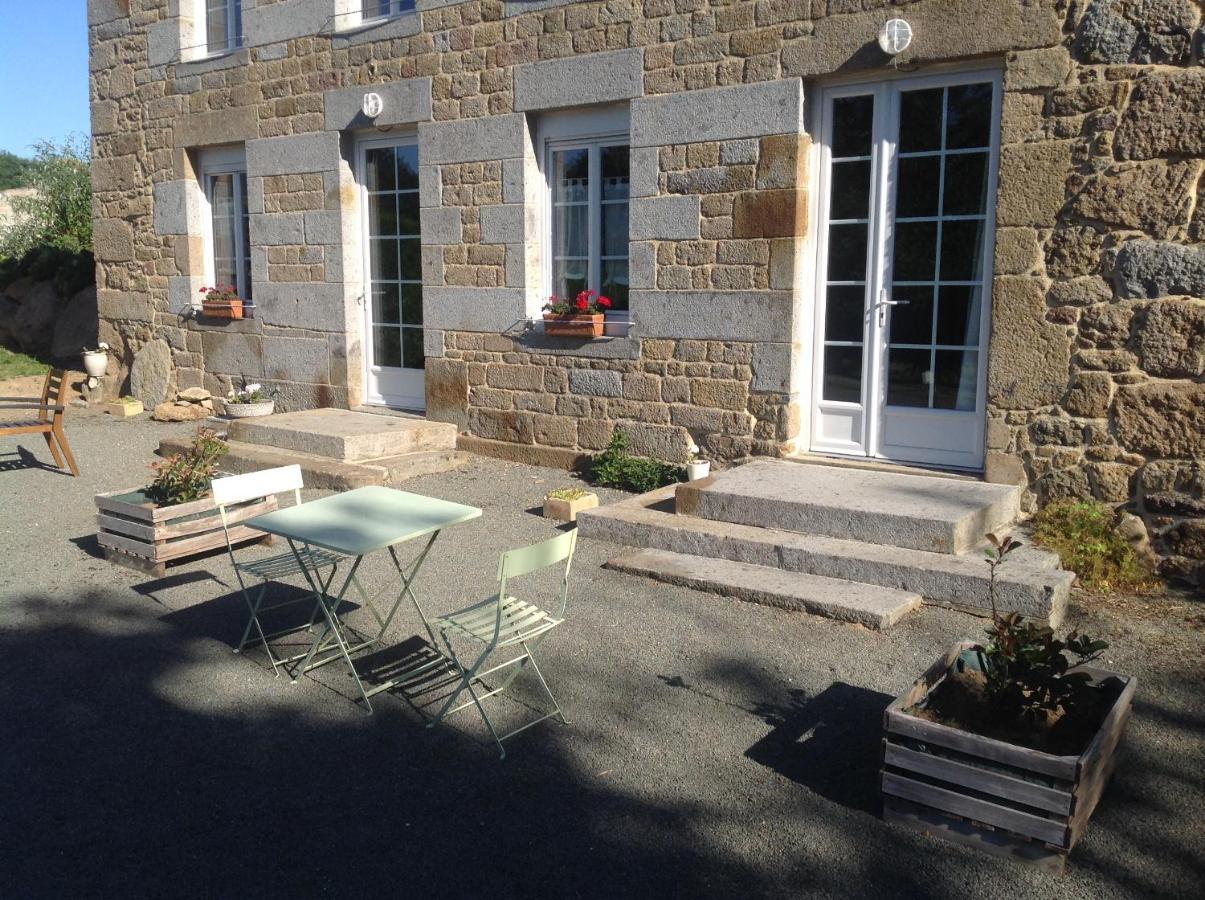 Hotel Les Rocailles La Foret-Auvray Esterno foto